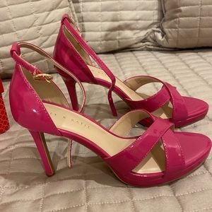 Kelly & Katie pink synthetic sandal.